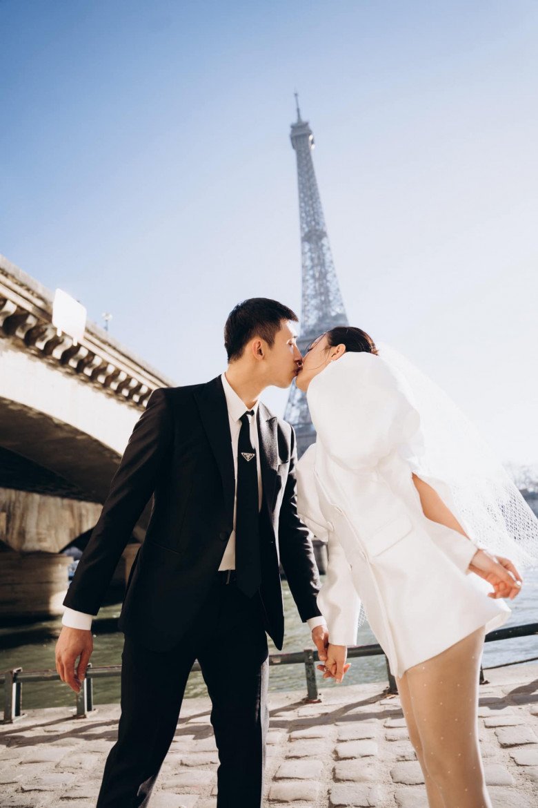 Ngày 5/6 vừa qua, Midu mới công khai diện mạo chồng.