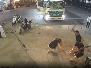 Vụ 6 người lao từ xe tải xuống cây xăng gây hỗn chiến: Hé lộ nguyên nhân bất ngờ