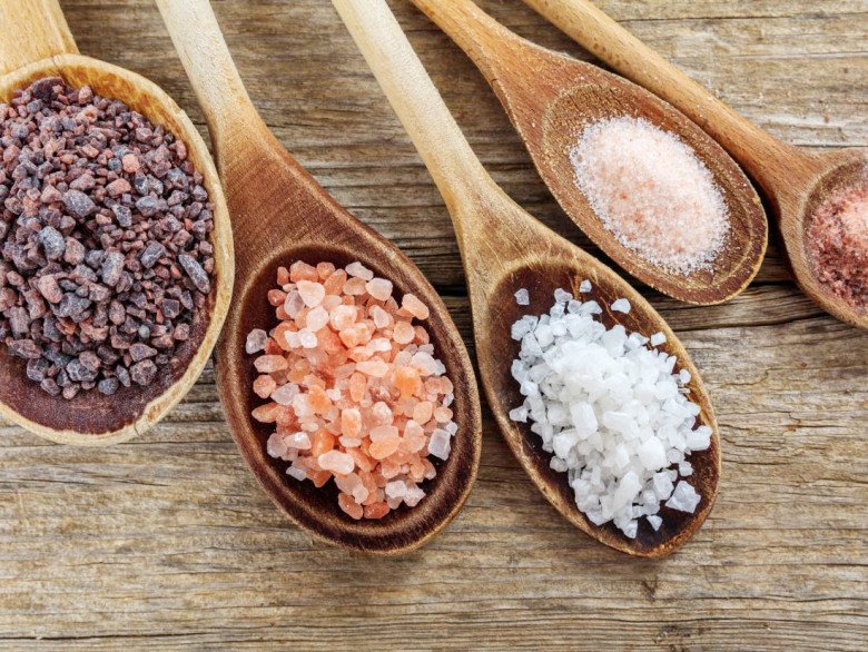 Các nhà nghiên cứu chỉ ra, muối hồng Himalaya có thể chứa hạt vi nhựa do khai thác từ lòng đất. Ảnh minh họa.