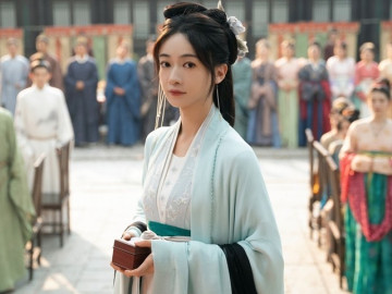 Sự nghiệp chạm đáy của nữ diễn viên nổi tiếng sau một đêm