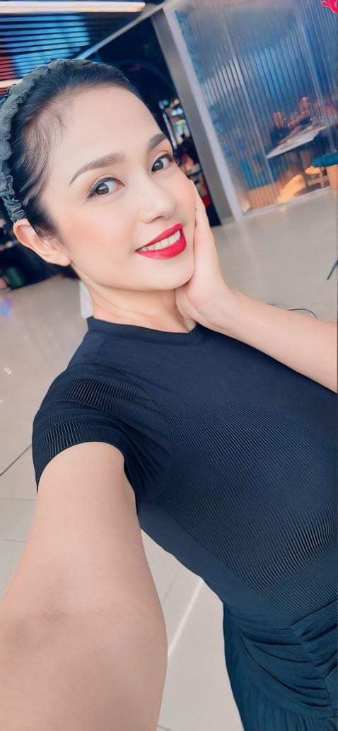 Nhan sắc Việt Trinh ở tuổi 52.