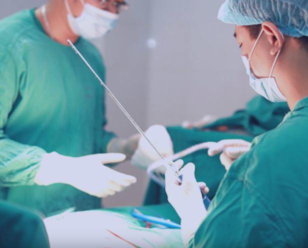Nhiều ca tai biến cho thẩm mỹ được chuyển đến các bệnh viện để cấp cứu