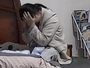 Ở cữ mùa hè nóng nực nhưng mẹ chồng không cho bật điều hoà, con dâu ấm ức làm hành động bất ngờ