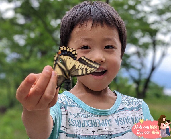 Thúc đẩy phát triển ngôn ngữ.