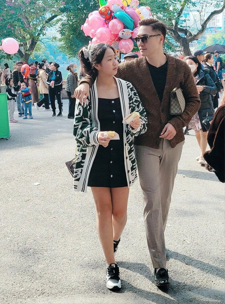 Bé Chíp giỏi nhiều bộ môn năng khiếu.