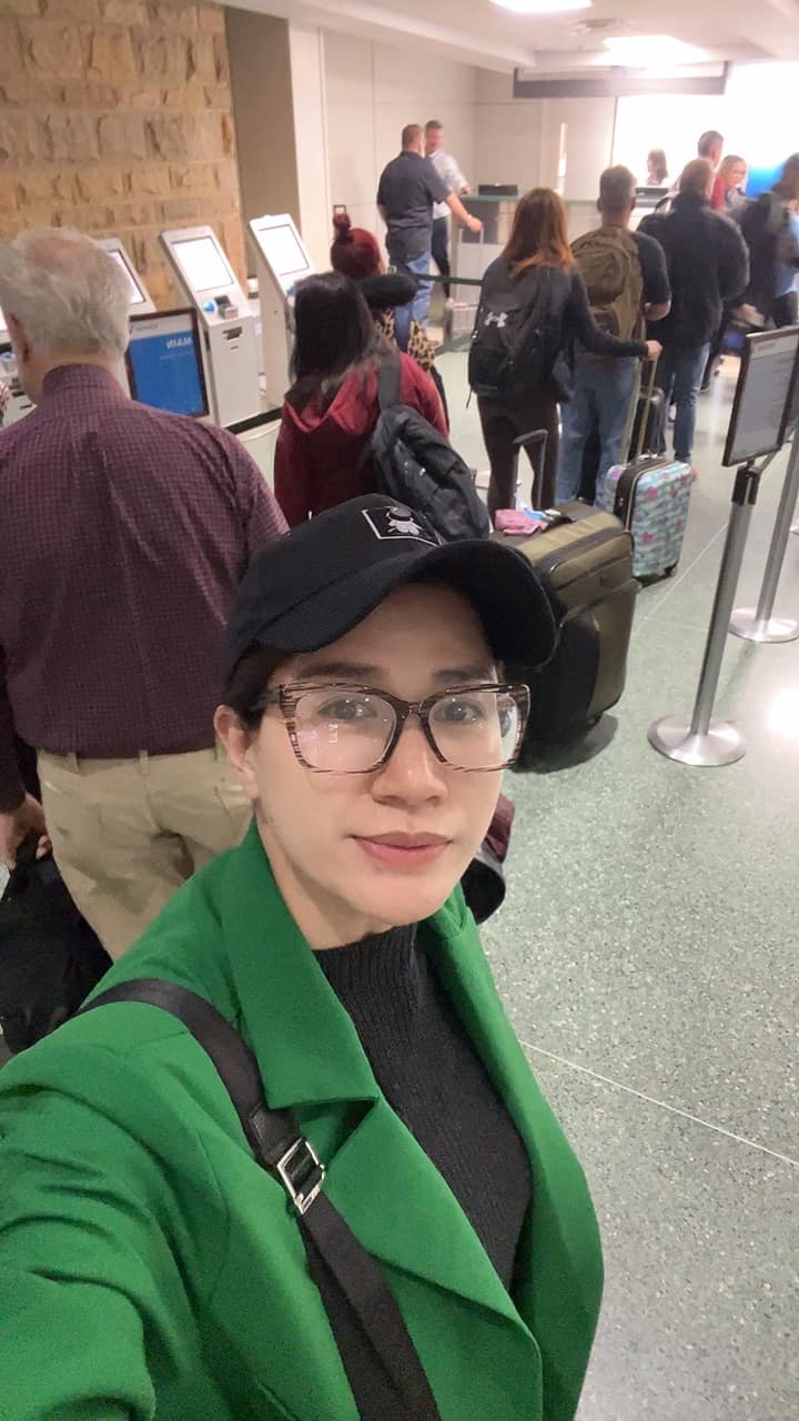 Trang Trần đổi nhiều công việc khi theo chồng định cư ở nước ngoài.