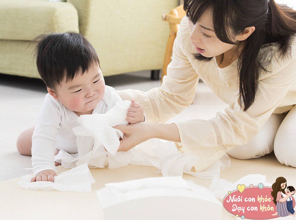 Nhiều phụ huynh phàn nàn khi con luôn nghịch ngợm.