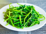 Sức khỏe - 2 loại rau mùa hè giá rẻ là "kho báu" vitamin C, hạ đường huyết hiệu quả, nhuận tràng, bổ máu: Dễ kiếm ở chợ Việt