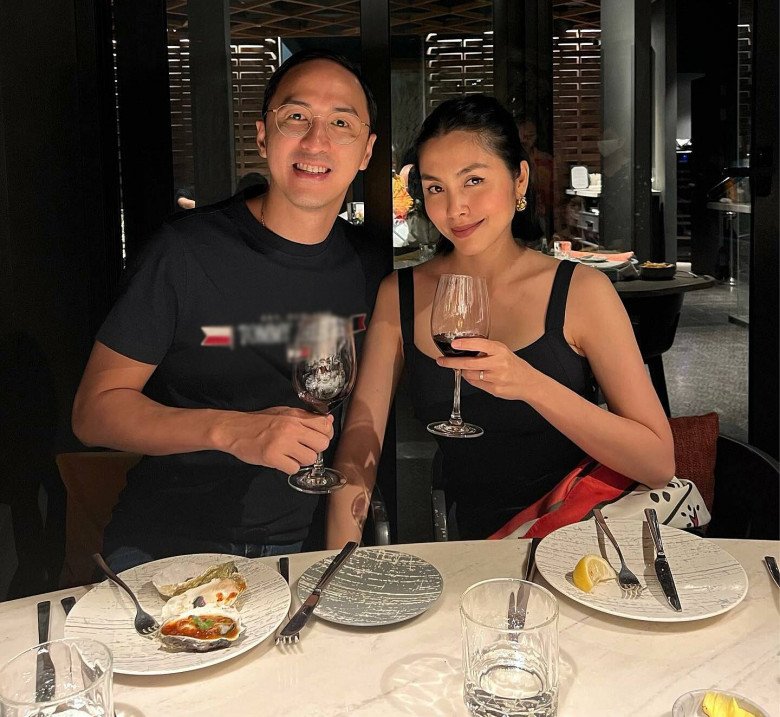 Tăng Thanh Hà có cuộc sống hạnh phúc bên chồng doanh nhân Louis Nguyễn.