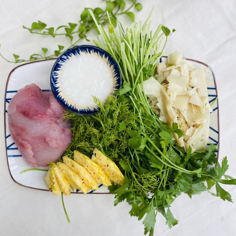 Cách nấu canh chả cá thác lác măng chua thơm ngon hấp dẫn cho ngày hè của 8X Sài Gòn - 2