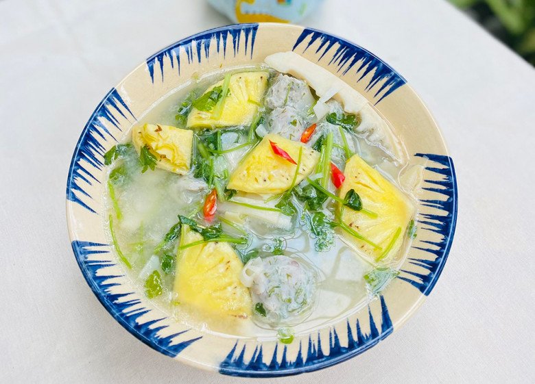 Cách nấu canh chả cá thác lác măng chua thơm ngon hấp dẫn cho ngày hè của 8X Sài Gòn - 10