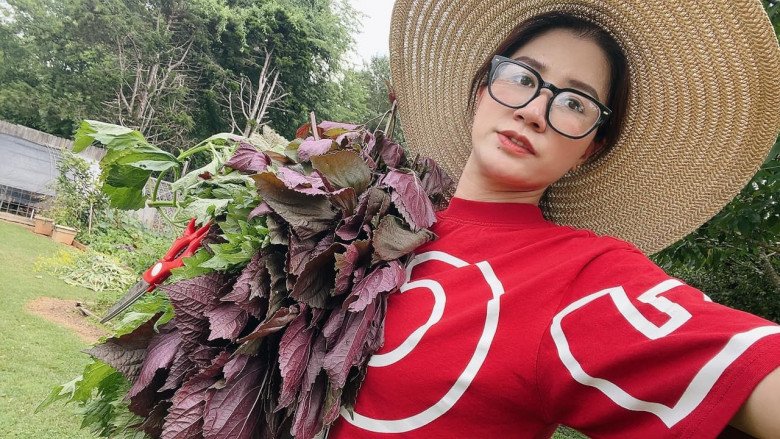 Trang Trần không ngại làm công việc tay chân khi sang Mỹ sinh sống. 
