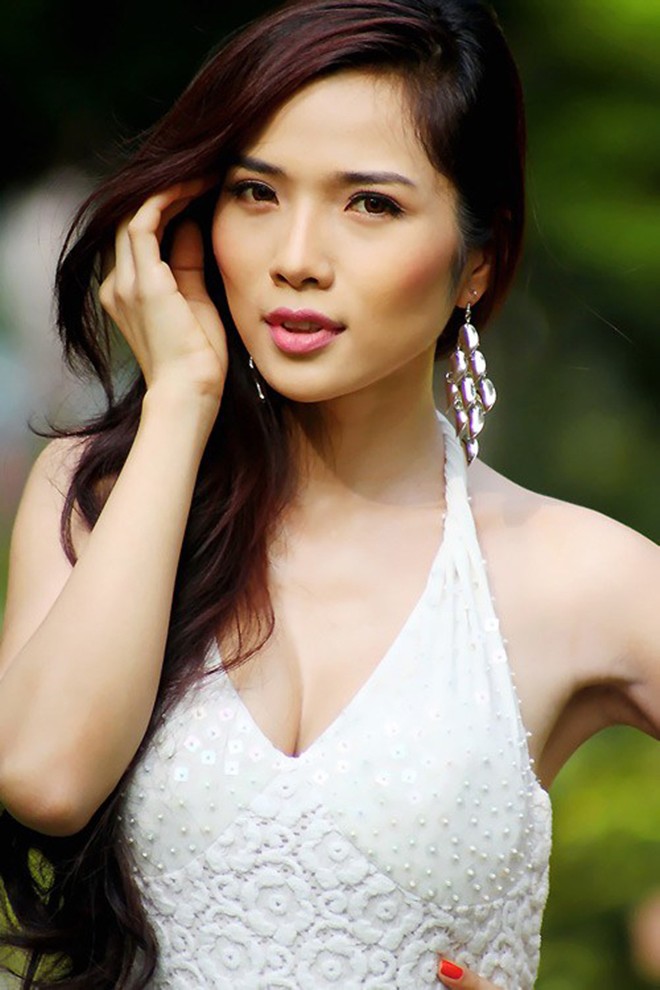 Có từng ở trong 1 cái chòi, cứ nước lên là ngập.