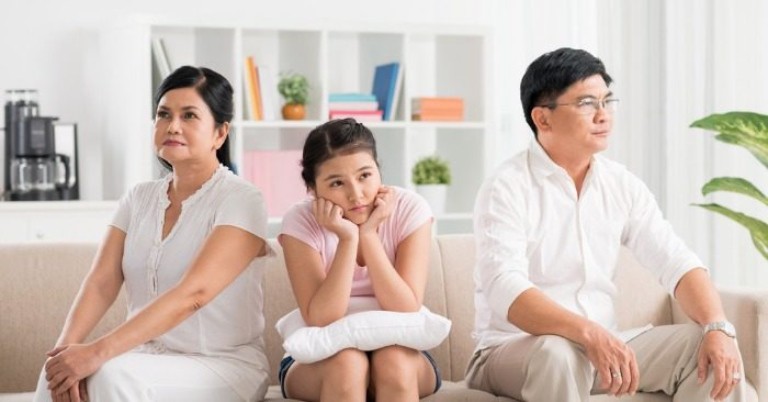 Thường xuyên bị cha mẹ phàn nàn về việc học khiến bé Quỳnh rơi vào trạng thái lo sợ, áp lực. Ảnh minh họa.