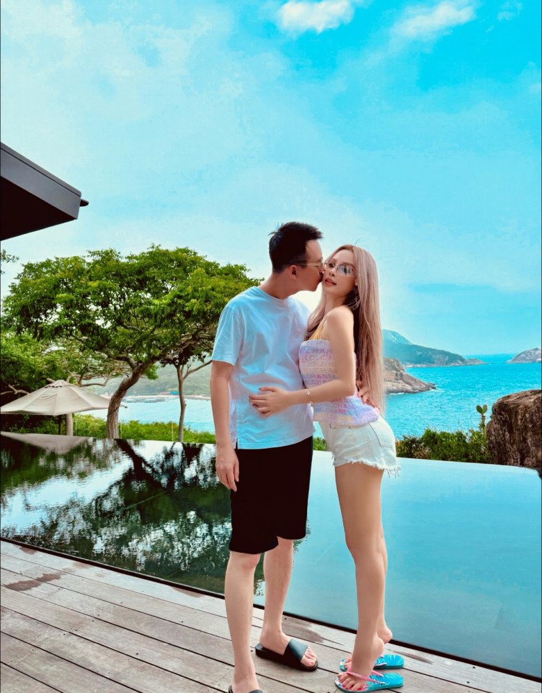 Huyền Baby có cuộc sống hào môn đáng ngưỡng mộ.