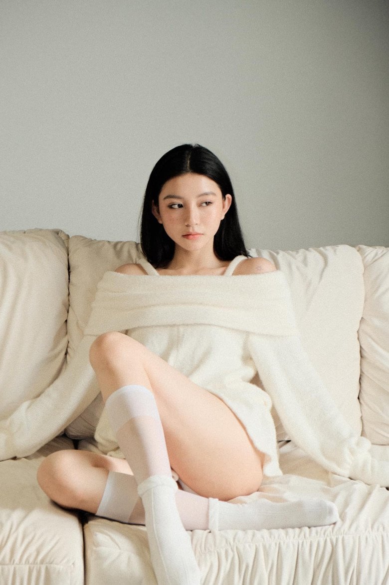 Bâu Phương Vy cố gắng hoạt động nghệ thuật nhưng vẫn chưa bứt phá.