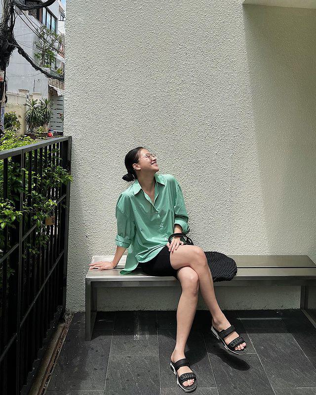 10 công thức phối quần short của mỹ nhân Việt: Đơn giản vẫn thời thượng, tôn chân dài dáng thon - 2