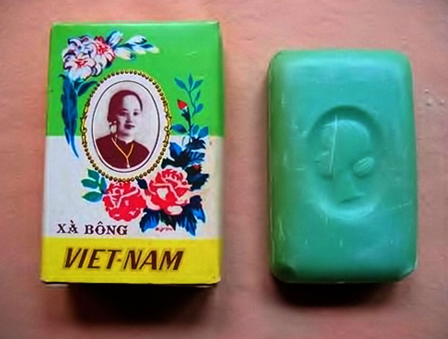 Cận cảnh xà bông Việt Nam khiến sự nghiệp kinh doanh của ông Trương Văn Bền thêm lừng lẫy