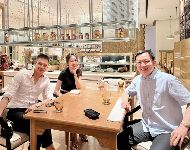 Sao Việt 24h: 4 amp;#34;rich kidamp;#34; showbiz tụ họp, Suchin - Sutin tròn ủm đáng yêu, 2 con Diệp Lâm Anh chân dài ấn tượng - 5