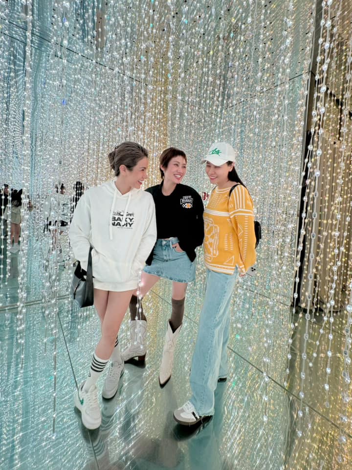  Hội mẹ bỉm nổi tiếng đi du lịch cùng nhau.