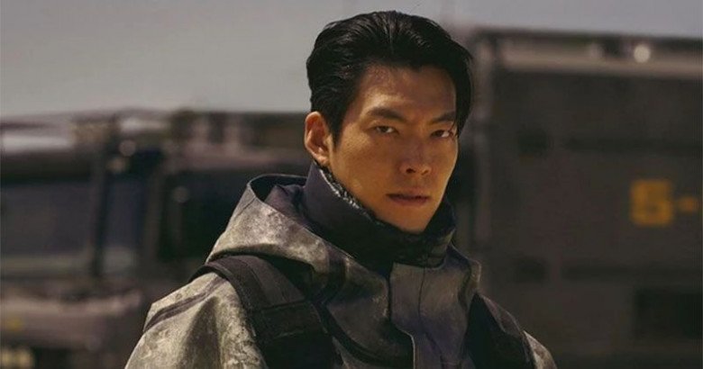 Vai diễn của Kim Woo Bin trong Hiệp Sĩ Áo Đen.