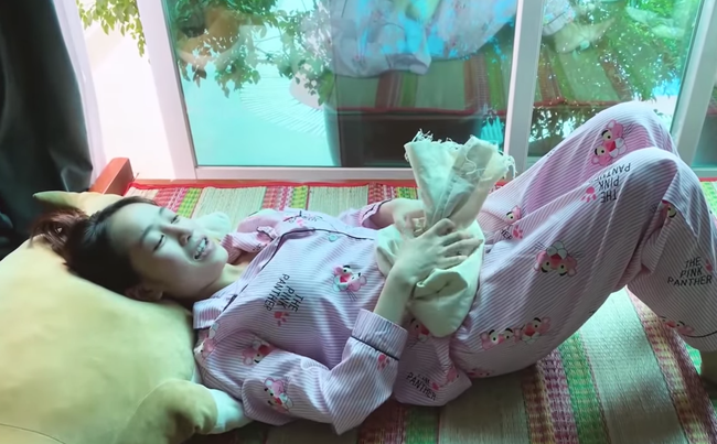 Joyce Phạm kiêng cữ kỹ lưỡng sau sinh.