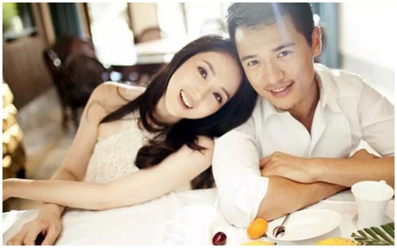 Nữ diễn viên Đổng Tuyền từng có một đám cưới đẹp như mơ bên chú rể Cao Vân Tường điển trai, lịch lãm.
