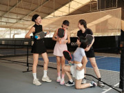 Thời trang - Ra sân Pickleball, chị em nhất định phải sắm 8 món đồ này để hút mọi ánh nhìn