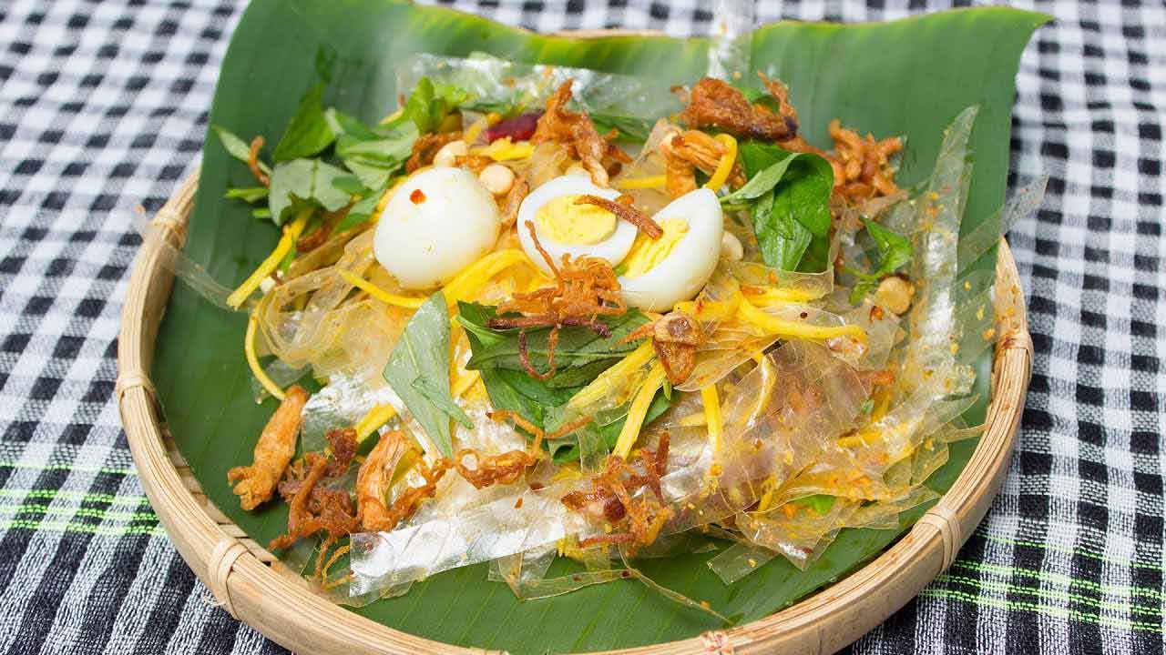 Đổi khẩu vị với 6 món trộn miền Trung - Nam Bộ mê hoặc thực khách ở Hà Nội - 1