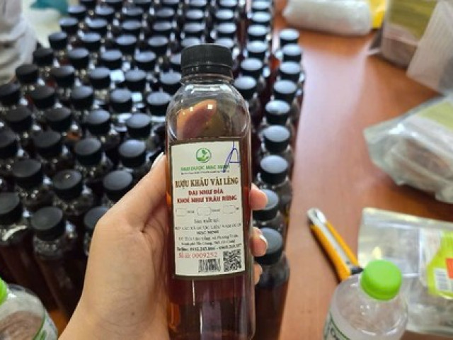 Công an Hà Nội vạch trần thủ đoạn của đường dây sản xuất, tiêu thụ thuốc tăng cường sinh lý giả