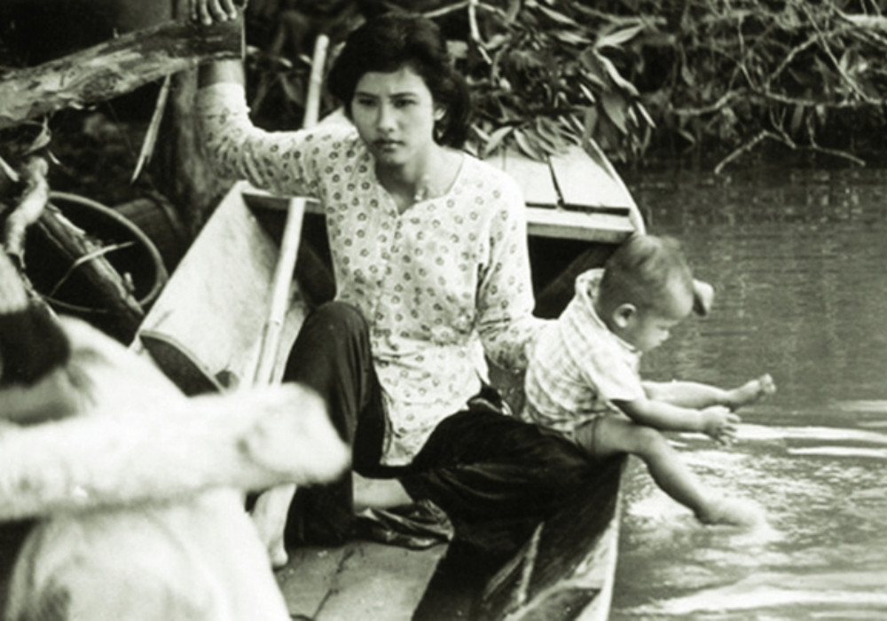 Diễn viên Thúy An. 