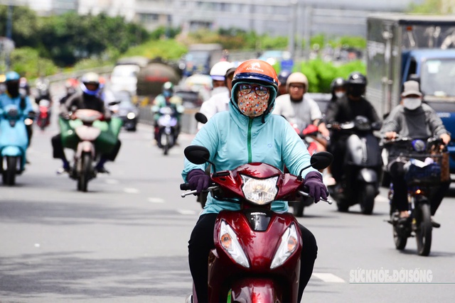 Miền Bắc nắng nóng, tăng nhiệt mạnh trước khi đón mưa dông.