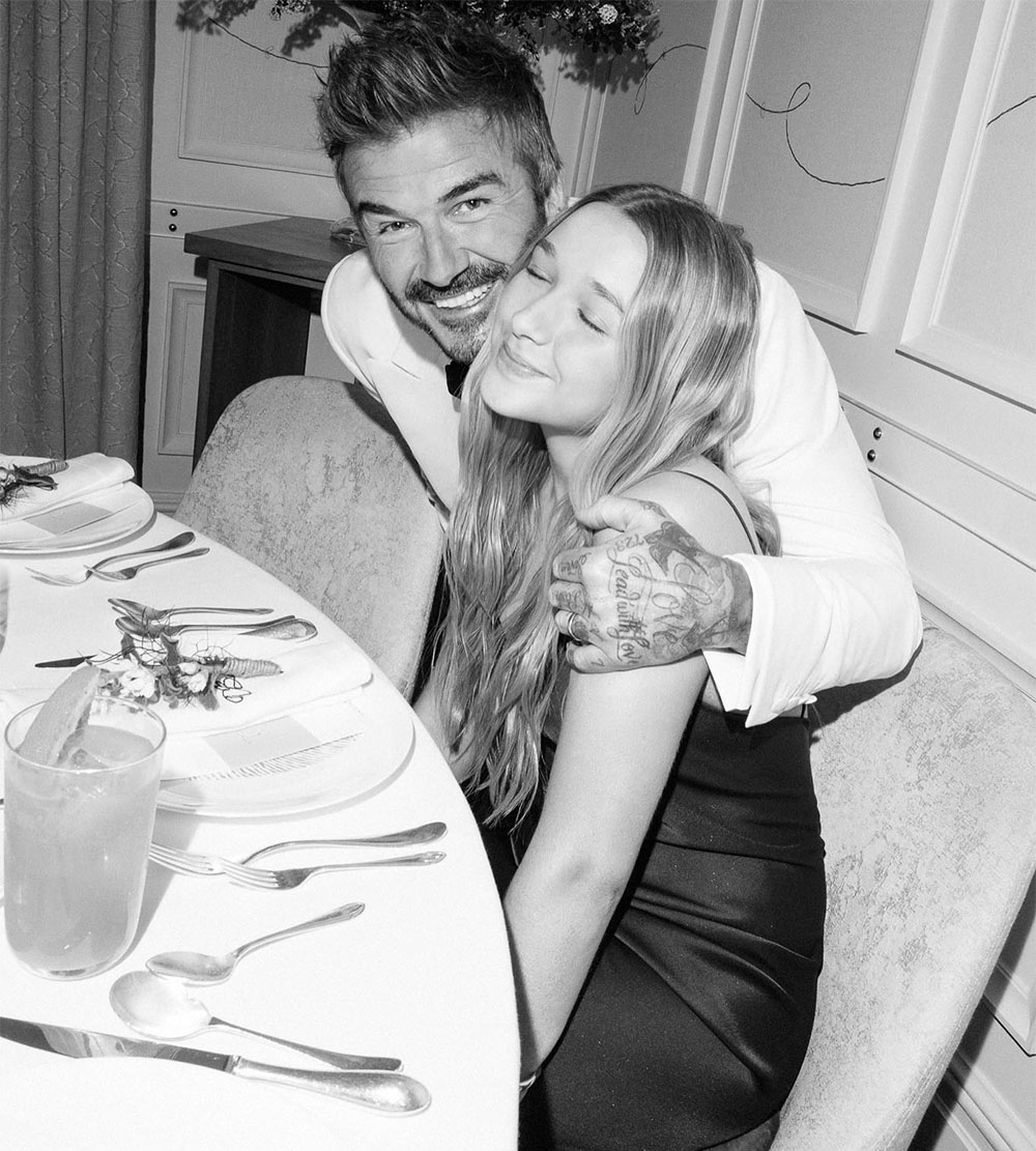 Becks ôm ấp, khiêu vũ với con gái - 1
