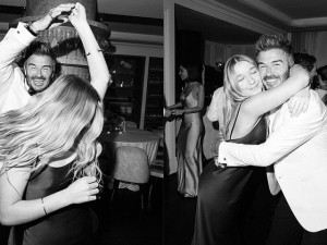 Becks ôm ấp, khiêu vũ với con gái