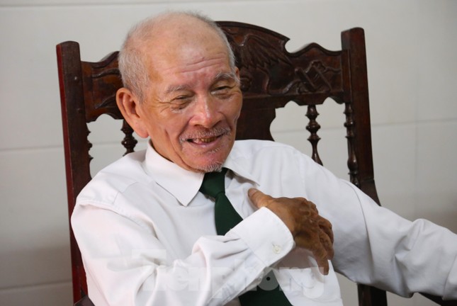 Trong suốt hành trình, điều khiến ông Thanh cảm động nhất chính là tình cảm của người dân dành cho ông.