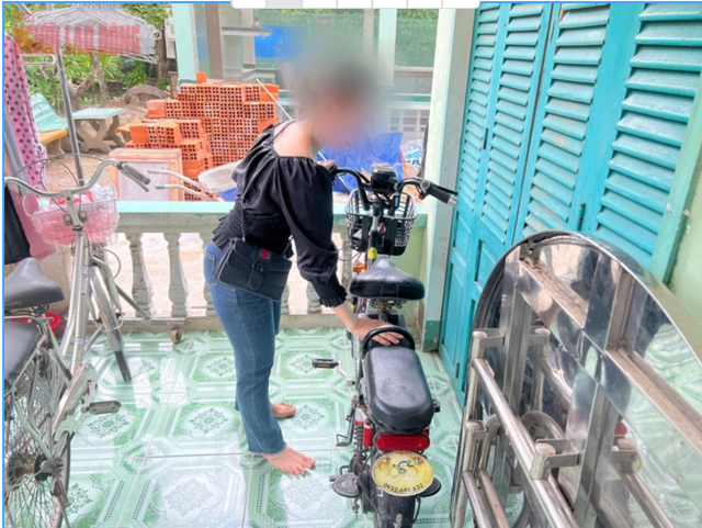 Chiếc xe đạp điện của em Tr., hiện đã được công an thu giữ