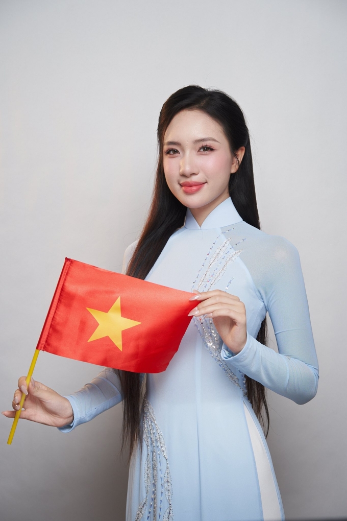 Khi mất nhiều thời gian để đo nhân trắc học, Thanh Giang cho biết cô không lo lắng mà rất tự tin.