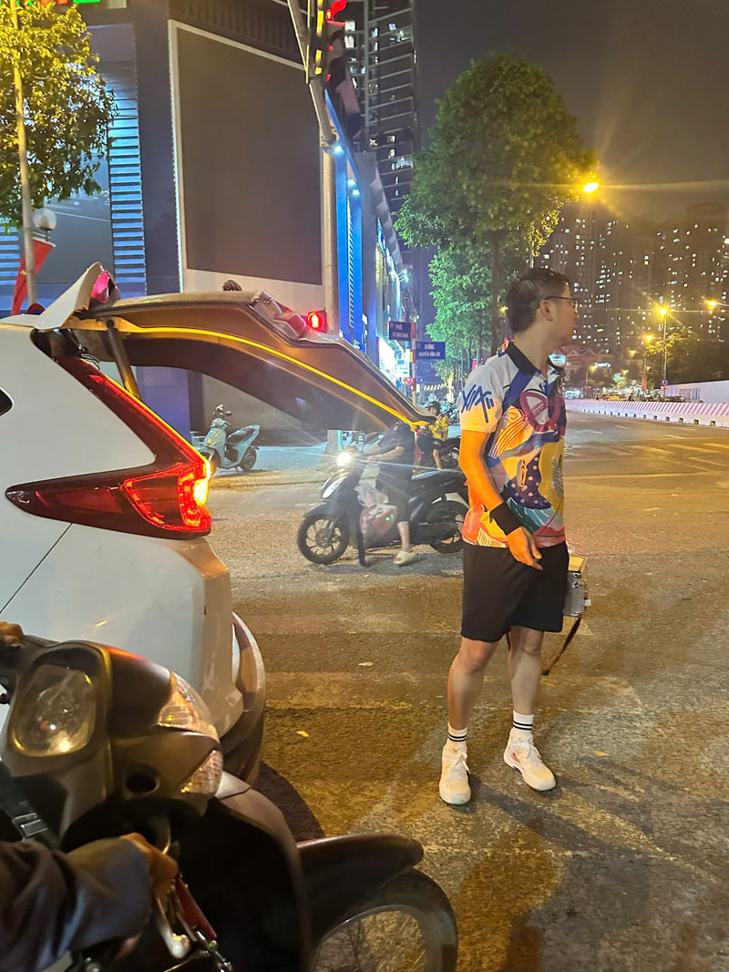 Anh Mạnh đã sơ cứu, giúp nạn nhân tỉnh táo trước khi xe cấp cứu đến
