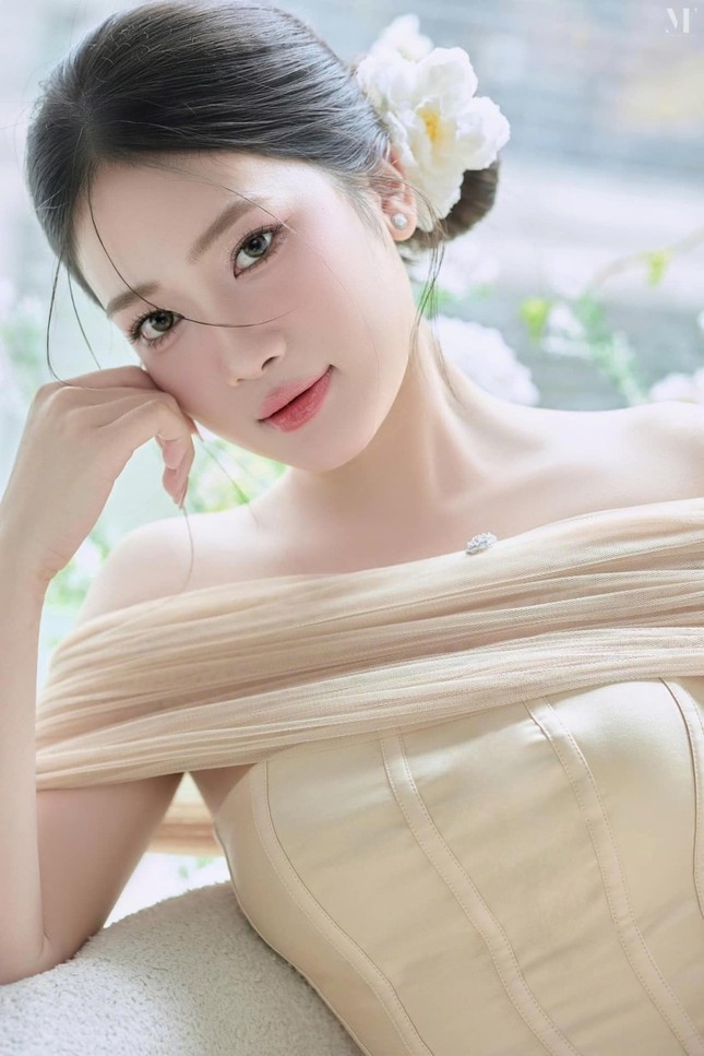 img src/upload/2-2025/images/2025-05-14/1747196295-huong-giang-14-4217-7638-width645height891.jpg width660 /