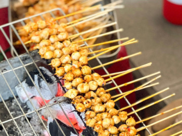 Đặc sản tên lạ ở Phan Thiết, trắng, giòn sần sật, nướng ăn rất ngon