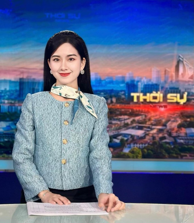 Nữ MC Nghệ An sở hữu tên lạ gây sốt với visual vạn người mê - 1
