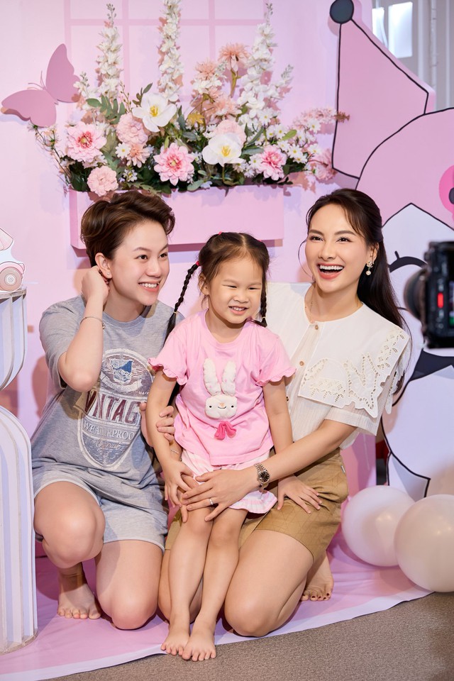 Con gái 4 tuổi của Bảo Thanh gây chú ý với bộ đồ đơn giản trong lần đầu tổ chức sinh nhật - 6