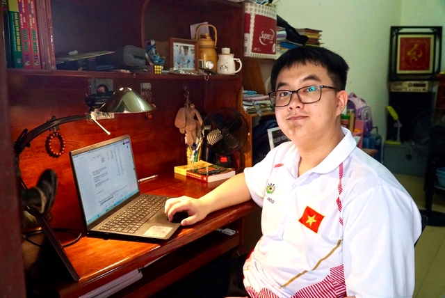 Nguyễn Ngô Đức giành 2 Huy chương Bạc và Vàng tại Kỳ thi Olympic Hóa học quốc tế Mendeleev.
