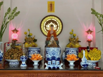 Đây là những vật dụng tuyệt đối không đặt trên bàn thờ