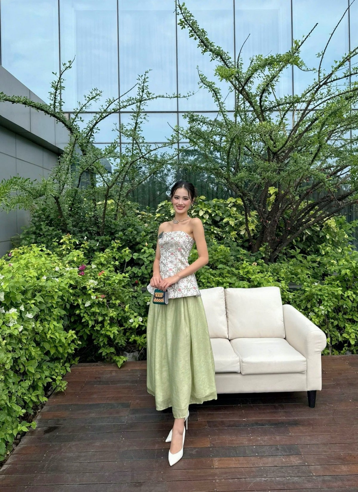 Miss World 2025: Loạt trang phục đậm tinh thần văn hóa Việt của Hoa hậu Ý Nhi - 12