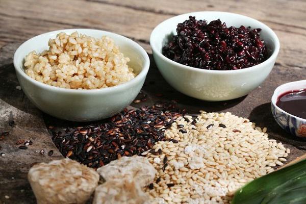MÓN RƯỢU NẾP ĂN KÈM TRÁI CÂY NGÀY TẾT ĐOAN NGỌ