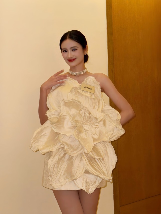 Miss World 2025: Hoa hậu Ý Nhi dừng chân ở Top 20 phần thi Multimedia Challenge - 1