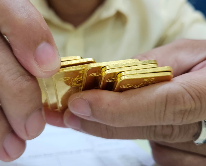 Giá vàng miếng SJC tăng trở lại vào sáng nay