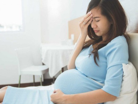 Mẹ bị thiếu máu khi mang thai, con có nguy cơ dị tật tim