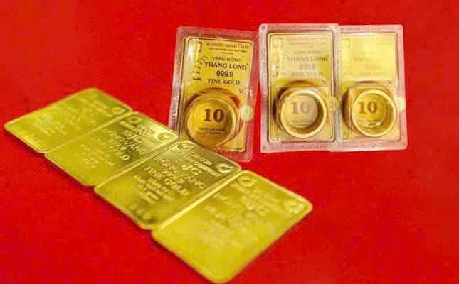 Giá vàng miếng SJC và vàng nhẫn cùng quay đầu tăng.